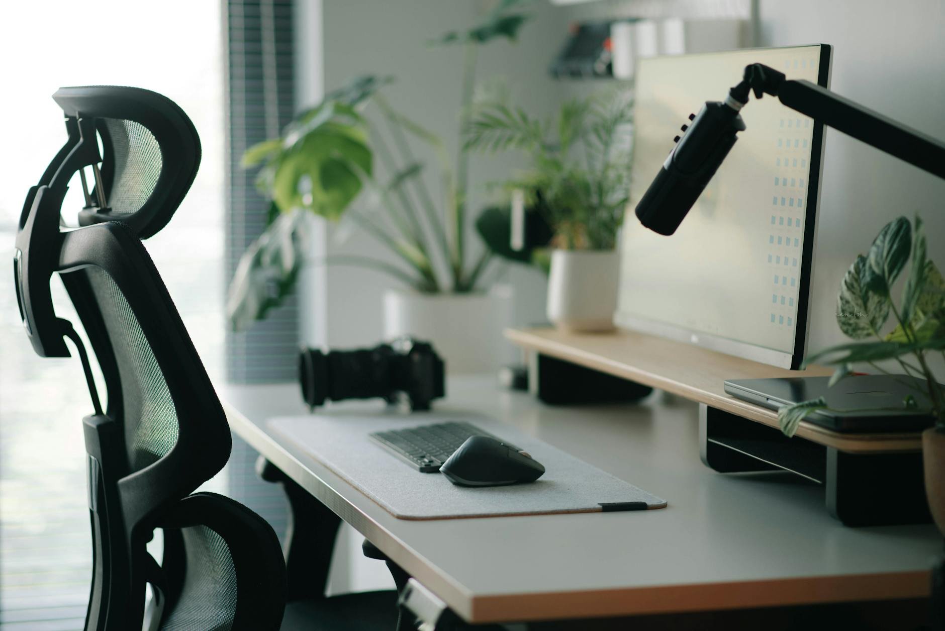Assessment of workspace layout and storage solutions